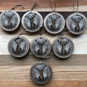 Set of 8 Christmas Tree Ornaments Bronze Deer